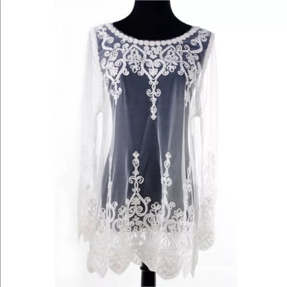 Gorgeous sheer White Top - Picture 2 of 8